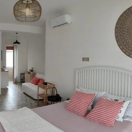 Pensionat Edahouse 4*